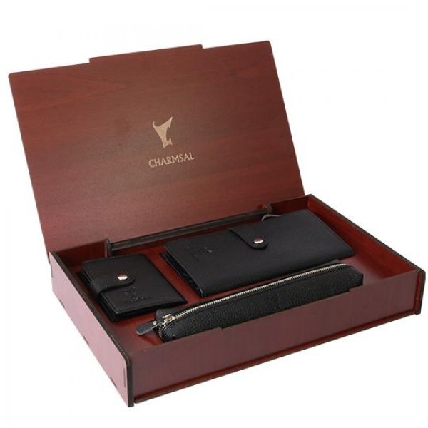 ست کیف پول و کیف جاکارتی و کیف لوازم آرایش چرم سال رنگ مشکی